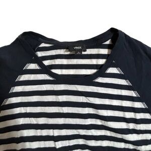Vince Cotton Blue/white striped baseball raglan M